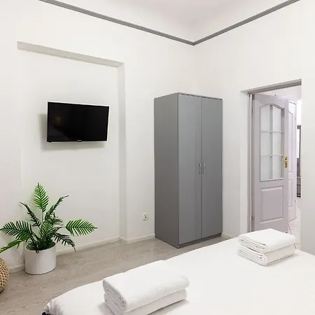 Avangard Shevchenko Avenue 11 Apartment *