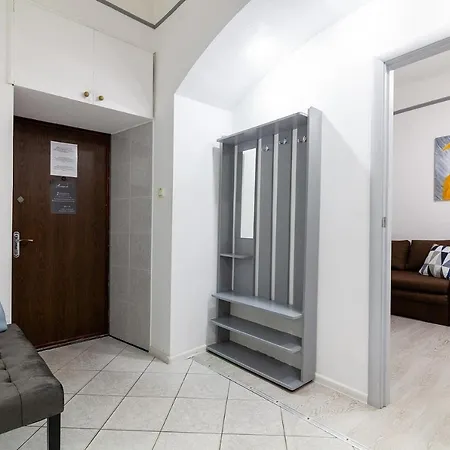 Apartment Avangard Shevchenko Avenue 11 *