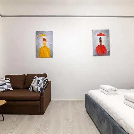 Avangard Shevchenko Avenue 11 לבוב