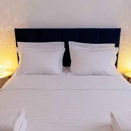 Avangard Shevchenko Avenue 11 Львів