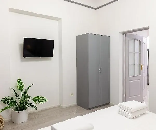 Avangard Shevchenko Avenue 11 Apartment *