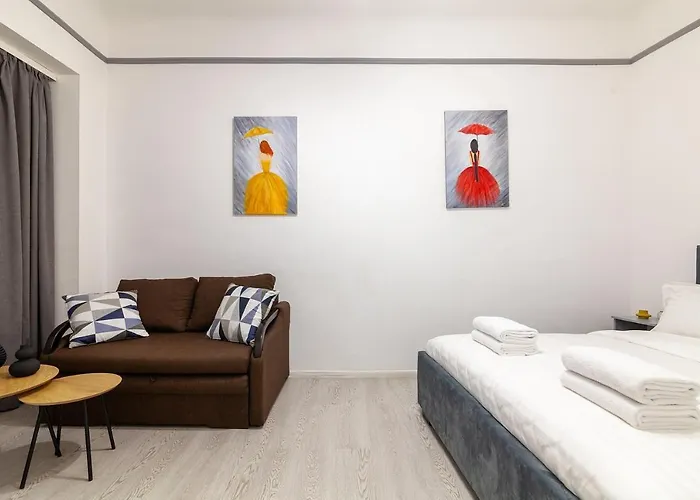 Avangard Shevchenko Avenue 11 Львів