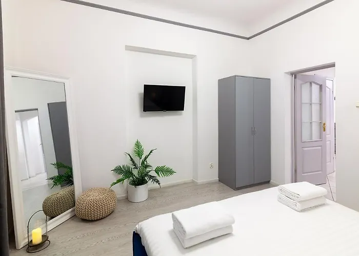 Apartment Avangard Shevchenko Avenue 11